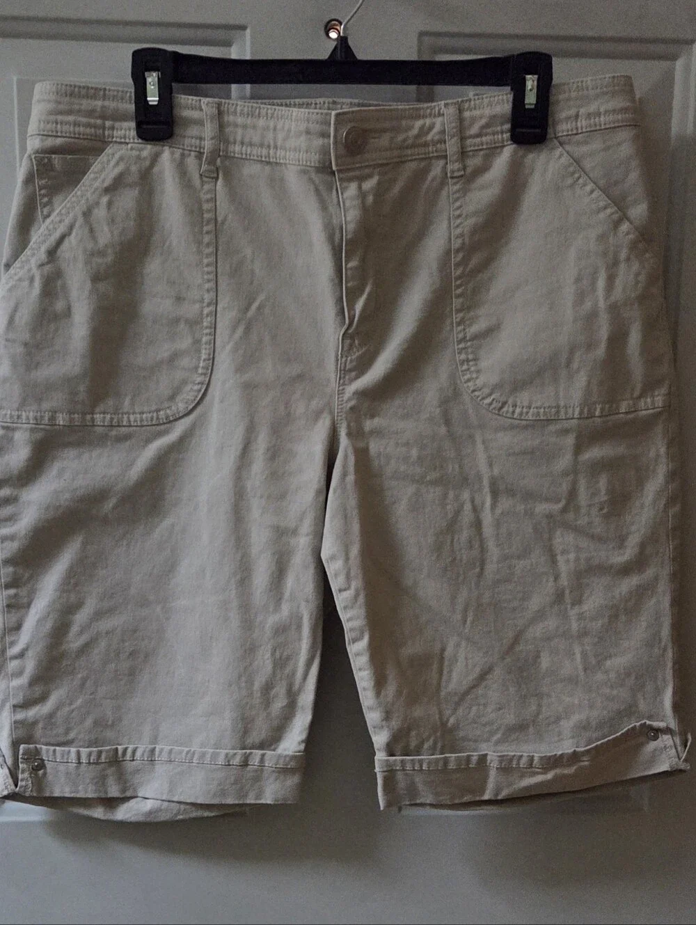 Gloria Vanderbilt Women's Casual Beige Cotton Bermuda Shorts